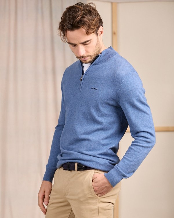 Pull col camionneur bleu