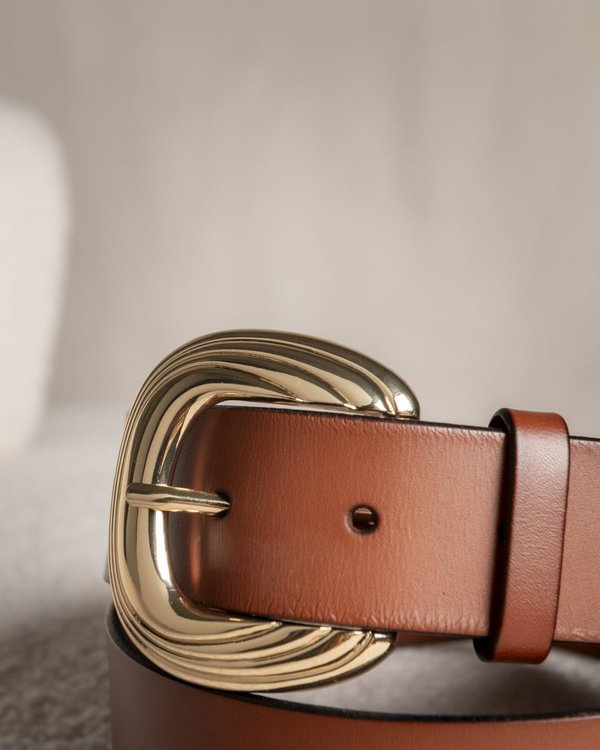 Ceinture signature avec boucle travaillée