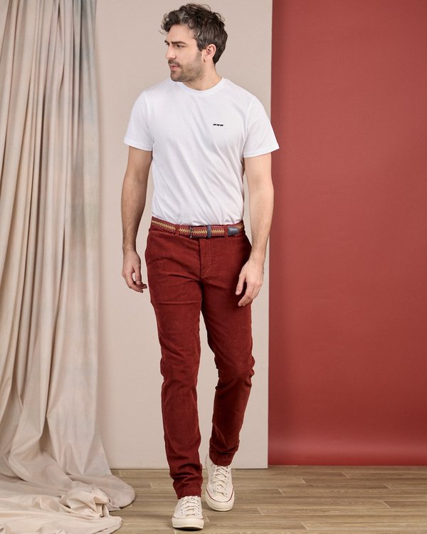 Pantalon velours côtelé rouge