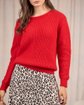 Pull aux détails ajourés rouge